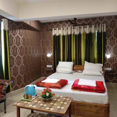 Hotel Dev Mahal à Port Blair Extérieur photo